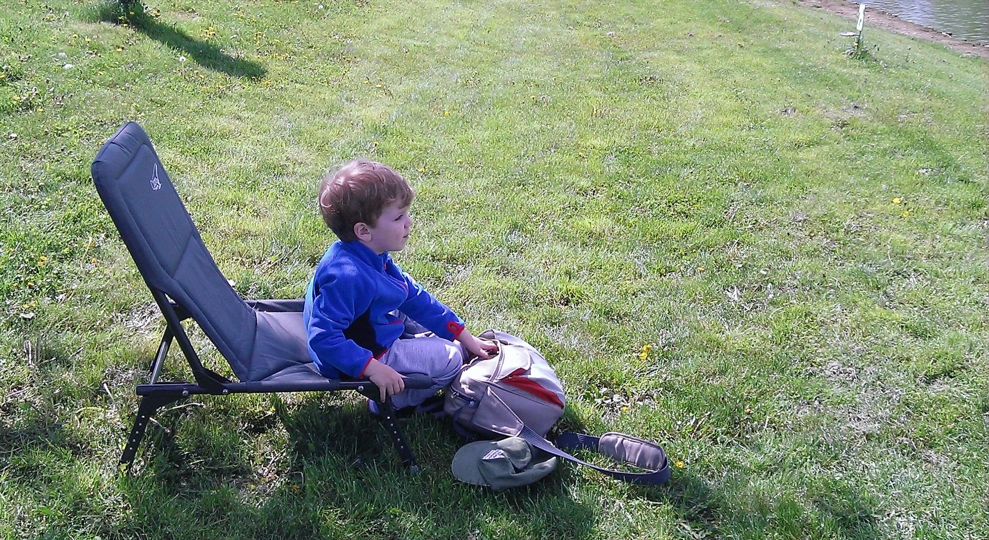 Floarea Popestiului 21 aprilie 2014 - Cu ochii pe feedere....